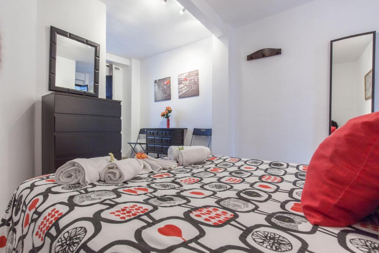 Acogedor Apartamento Centro Castellar Alto Seville Exterior photo